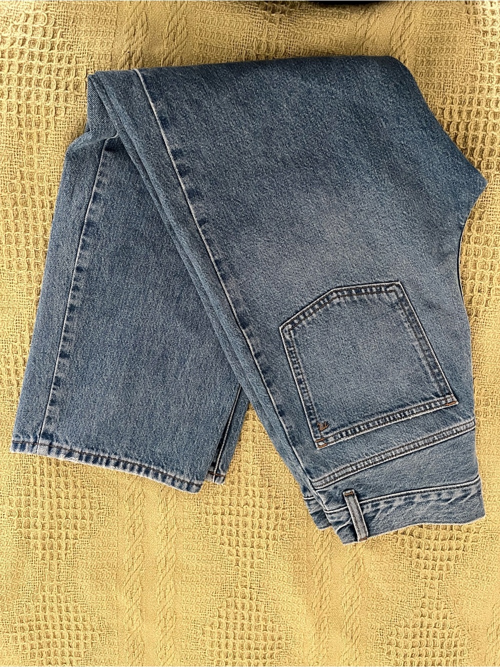 Madewell Light Pieced Barrel-Leg Jeans - Picture 9 of 9